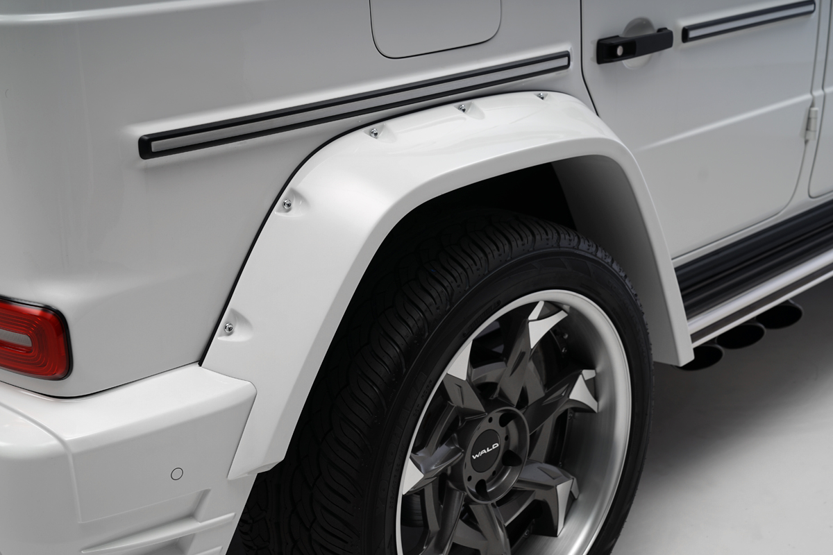 OVER FENDER