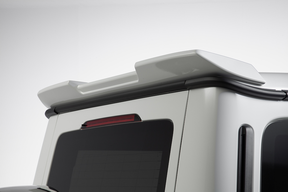 REAR ROOF SPOILER