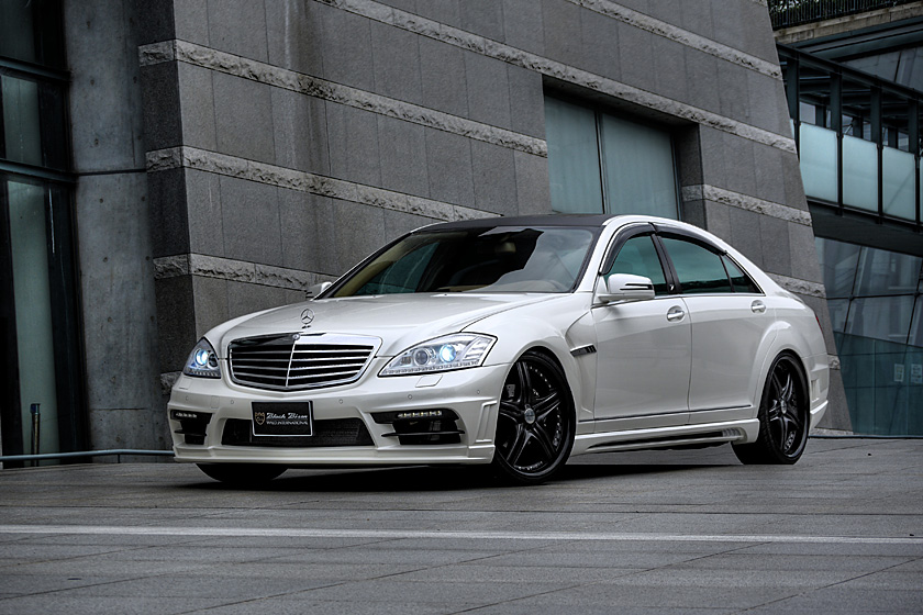 Mercedes Benz S-class W221 M/C after Sports Line Black Bison Edition