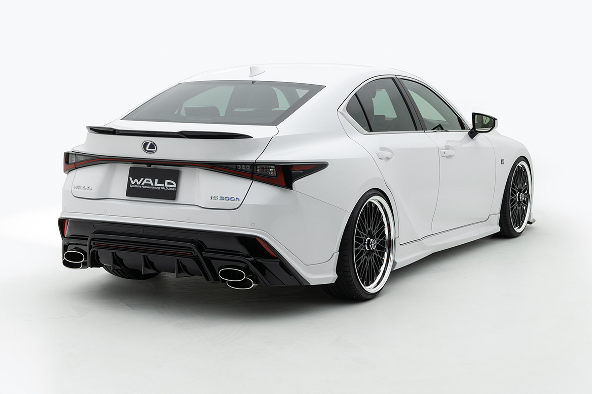 IS F SPORT WALD SPORTS LINE