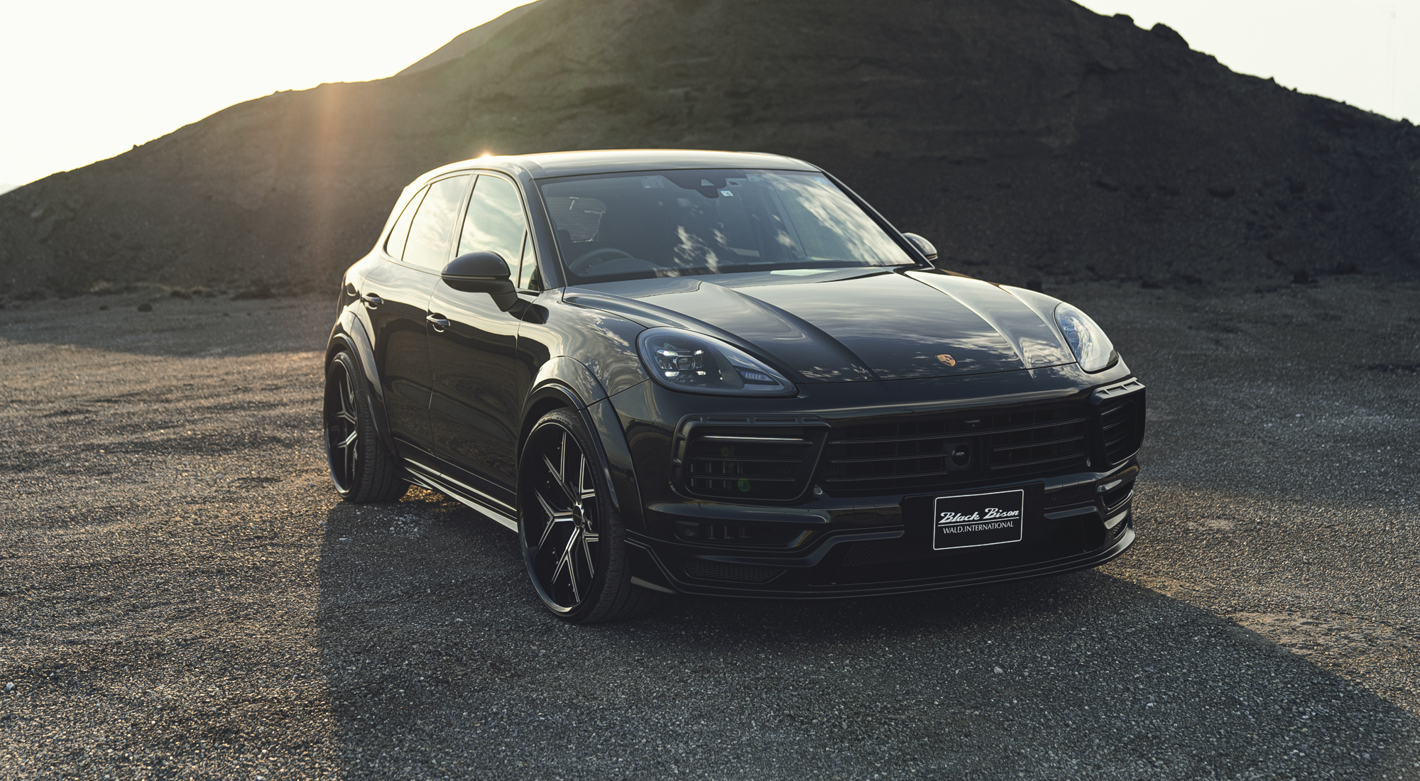 CAYENNE 18y- WALD SPORTS LINE BLACK LINE BLACK BISON EDITION