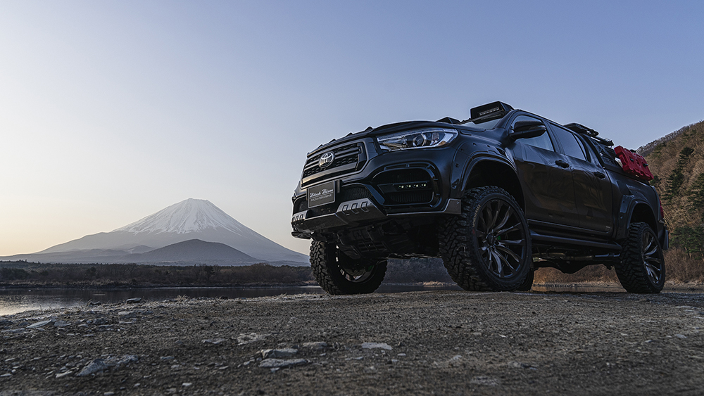 HILUX WALD SPORTS LINE BLACK LINE BLACK BISON EDITION