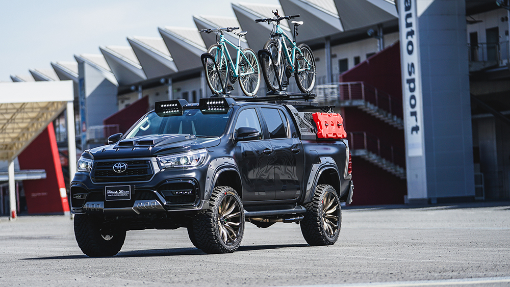 HILUX WALD SPORTS LINE BLACK LINE BLACK BISON EDITION