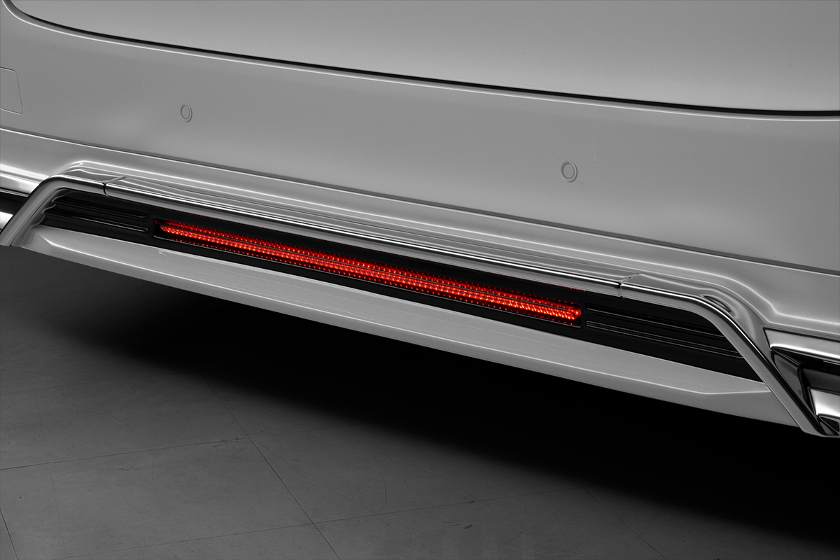 30 VELLFIRE WALD EXECUTIVE LINE