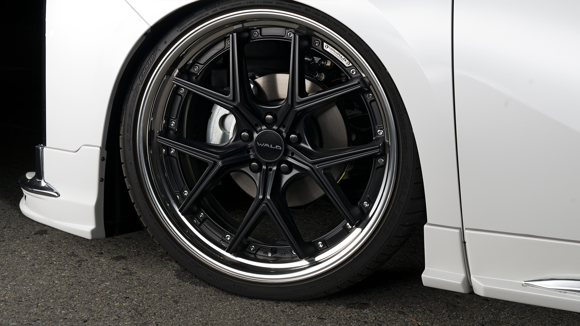 ILLIMA 2PCS 21inch : 30ALPHARD EXECUTIVE LINE