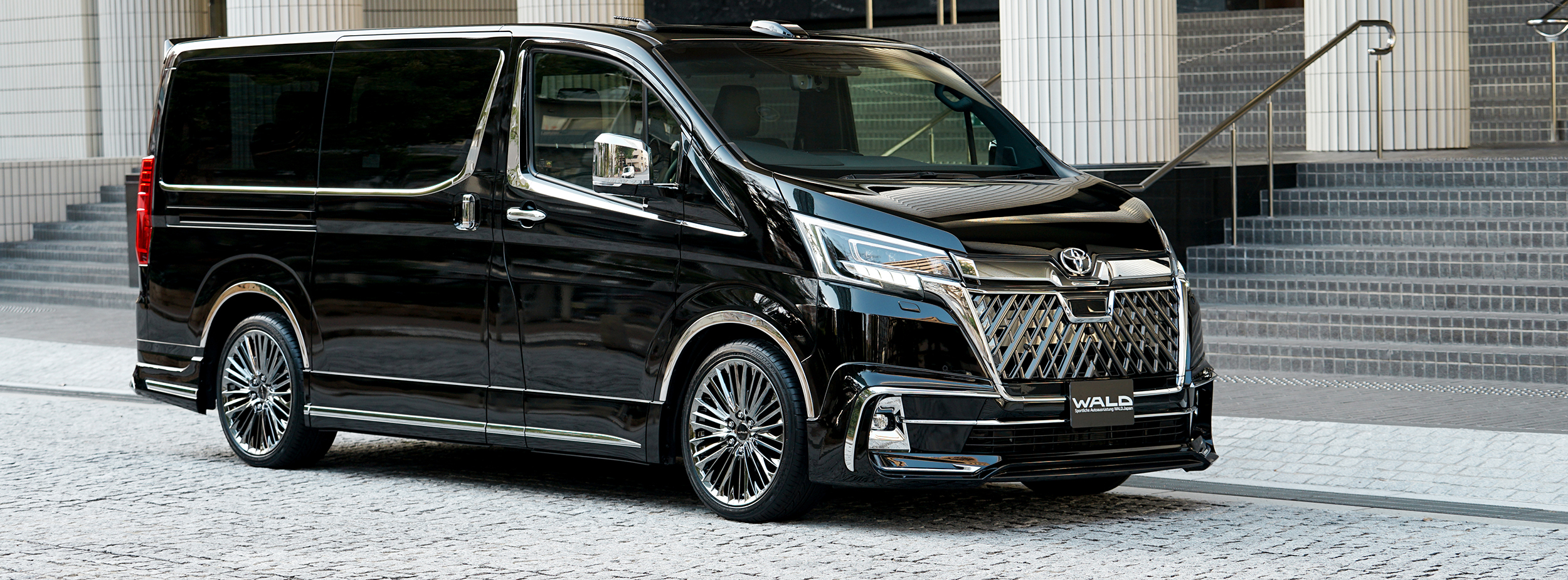 TOYOTA GRANACE