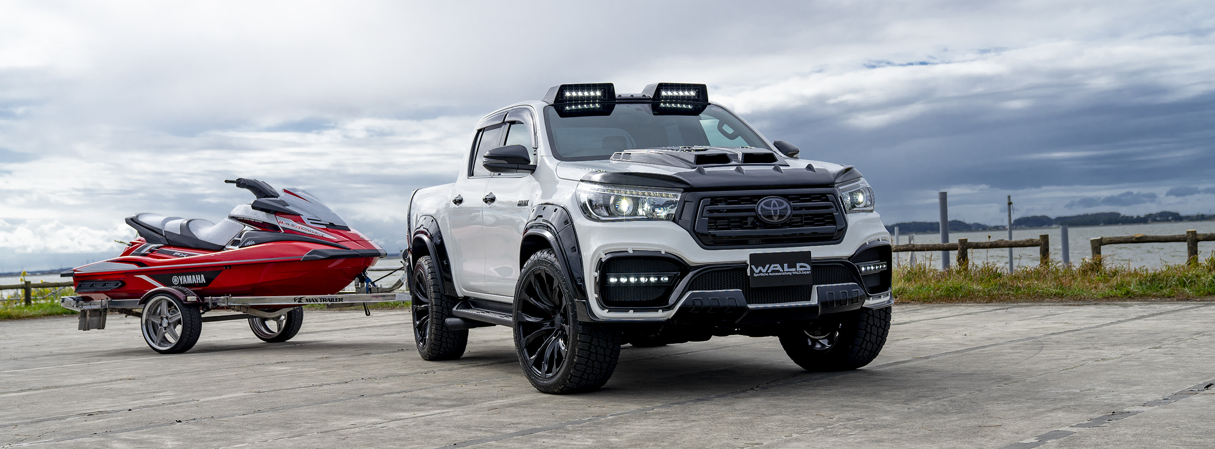 HILUX SPORTS LINE BLACK BISON EDITION